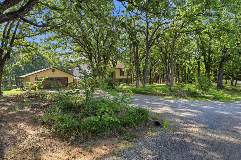 870776 S Hickory E Chandler, OK 74834