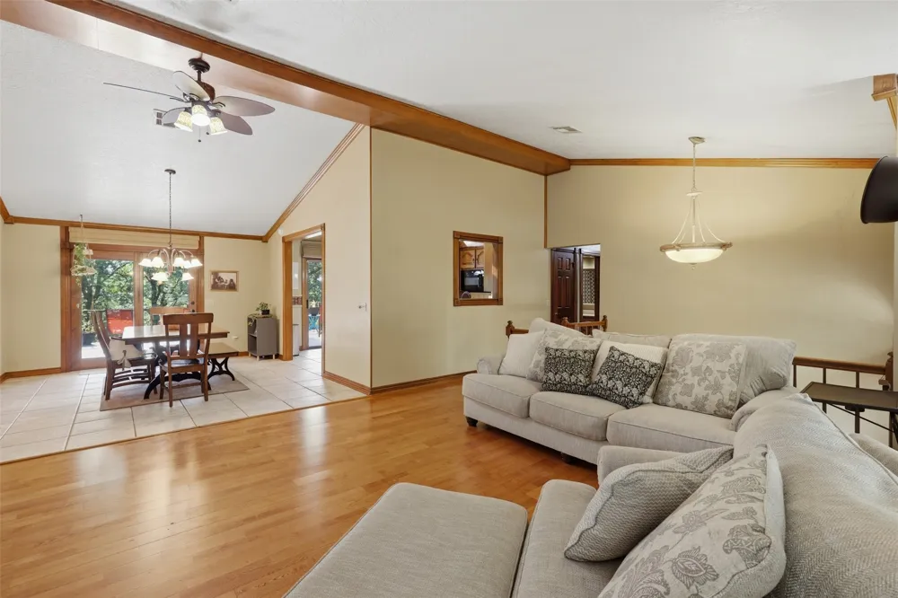 870776 S Hickory E Chandler, OK 74834