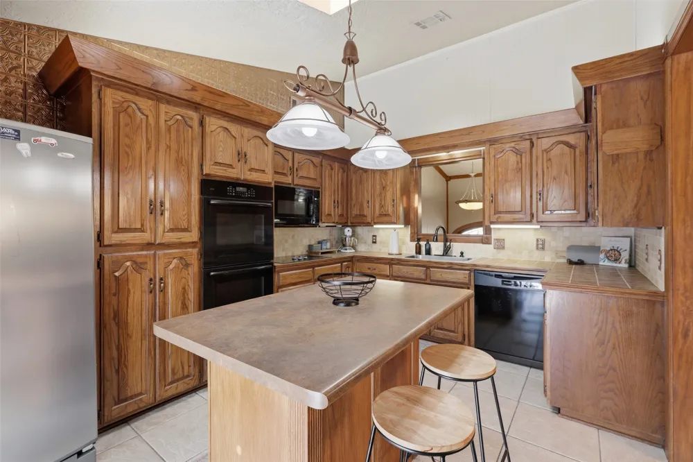 870776 S Hickory E Chandler, OK 74834