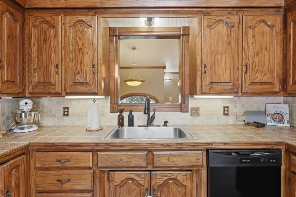 870776 S Hickory E Chandler, OK 74834