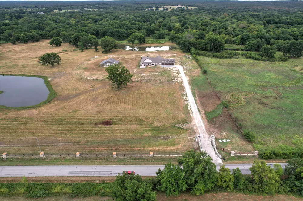 7703 E 211th Street S Mounds, OK 74047