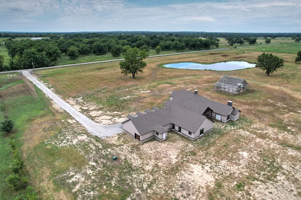 7703 E 211th Street S Mounds, OK 74047
