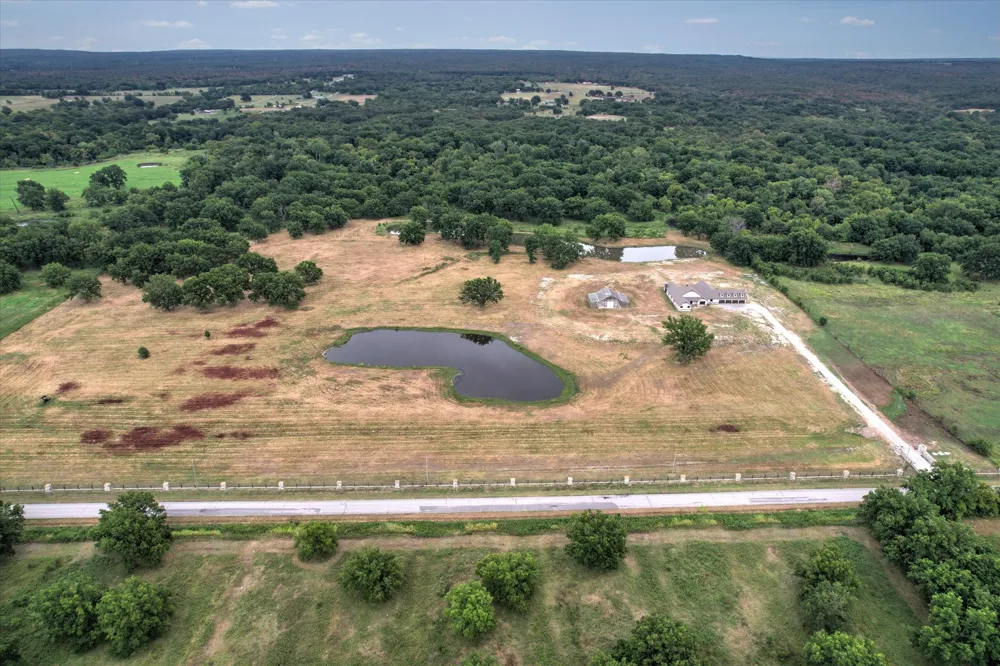 7703 E 211th Street S Mounds, OK 74047