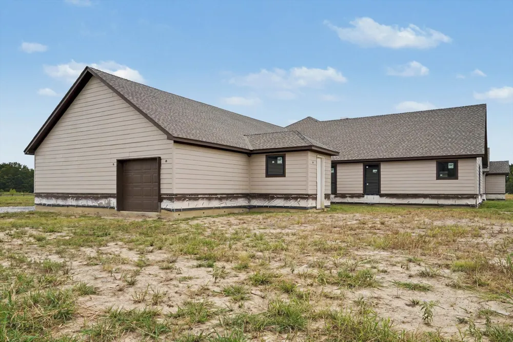 7703 E 211th Street S Mounds, OK 74047