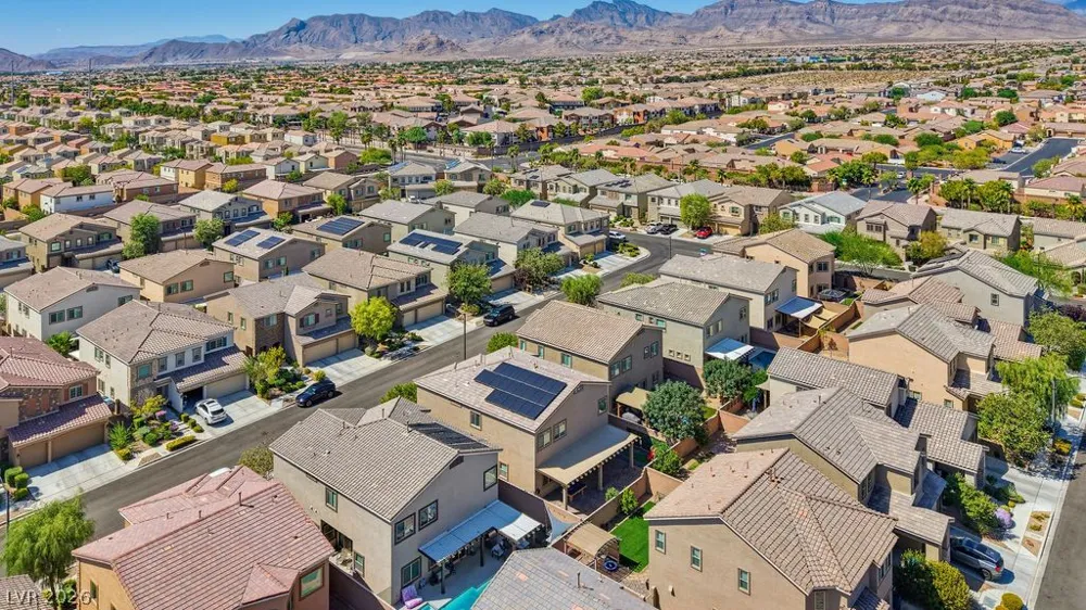 9138 Irish Elk Avenue Las Vegas, NV 89149