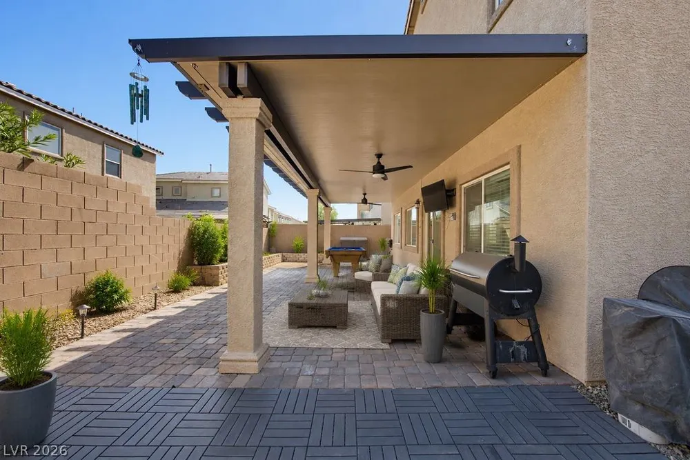 9138 Irish Elk Avenue Las Vegas, NV 89149