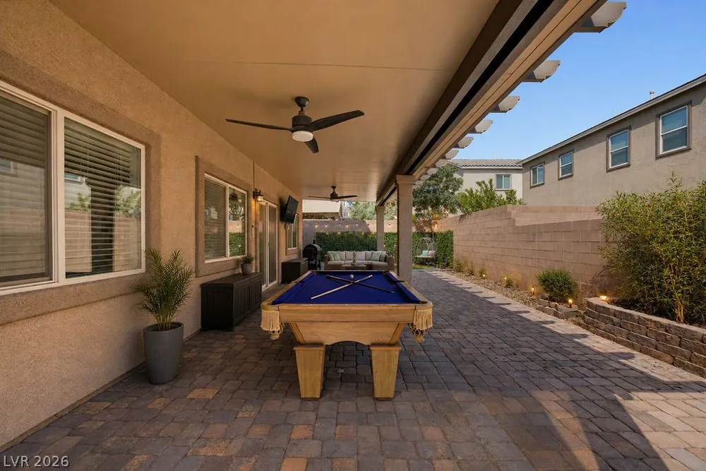 9138 Irish Elk Avenue Las Vegas, NV 89149