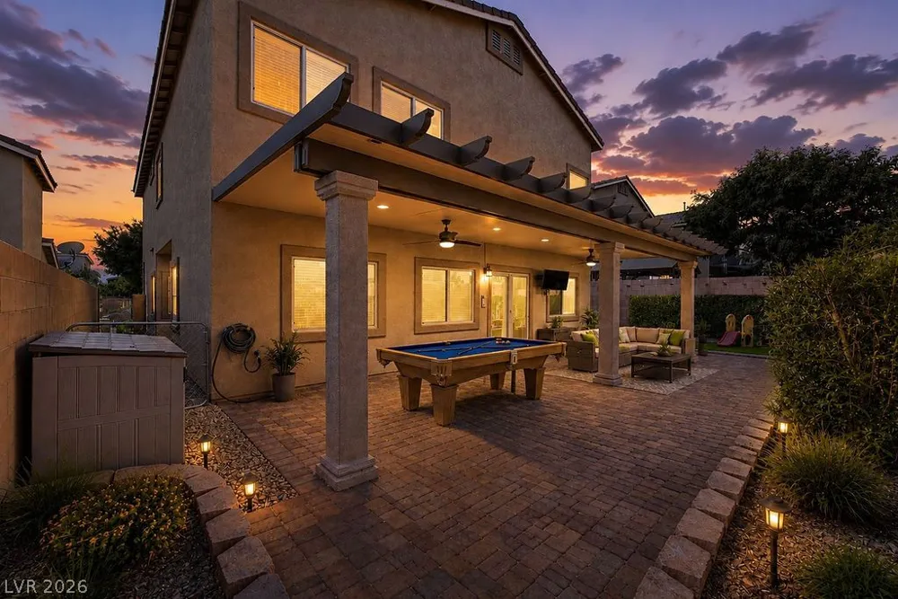 9138 Irish Elk Avenue Las Vegas, NV 89149