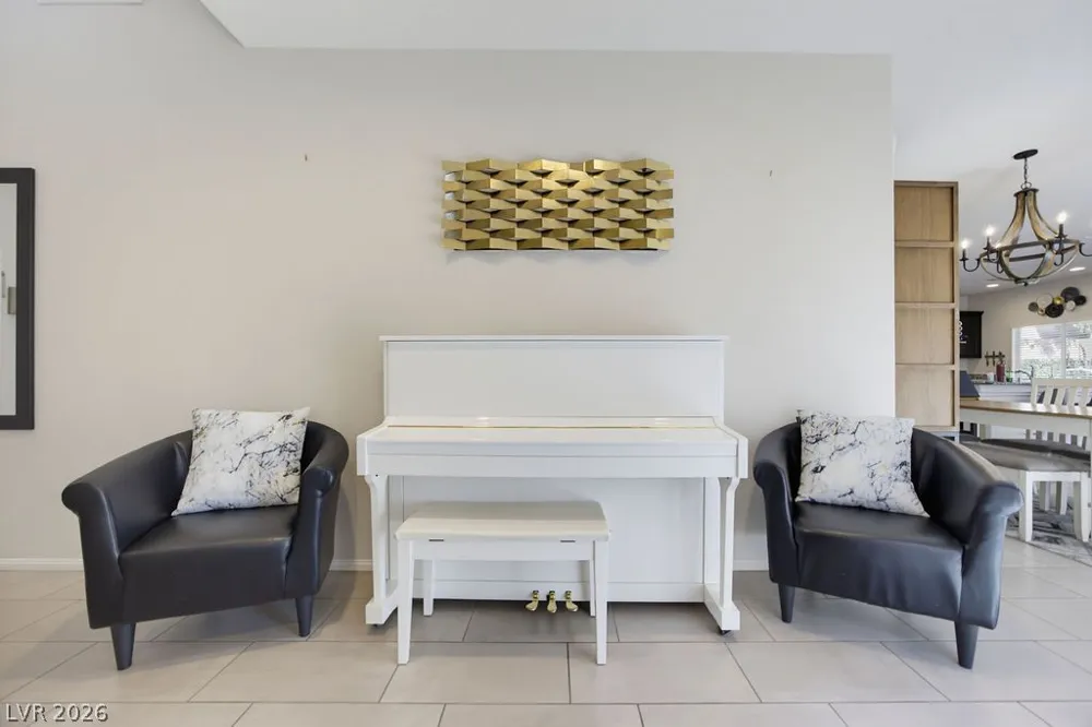 9138 Irish Elk Avenue Las Vegas, NV 89149