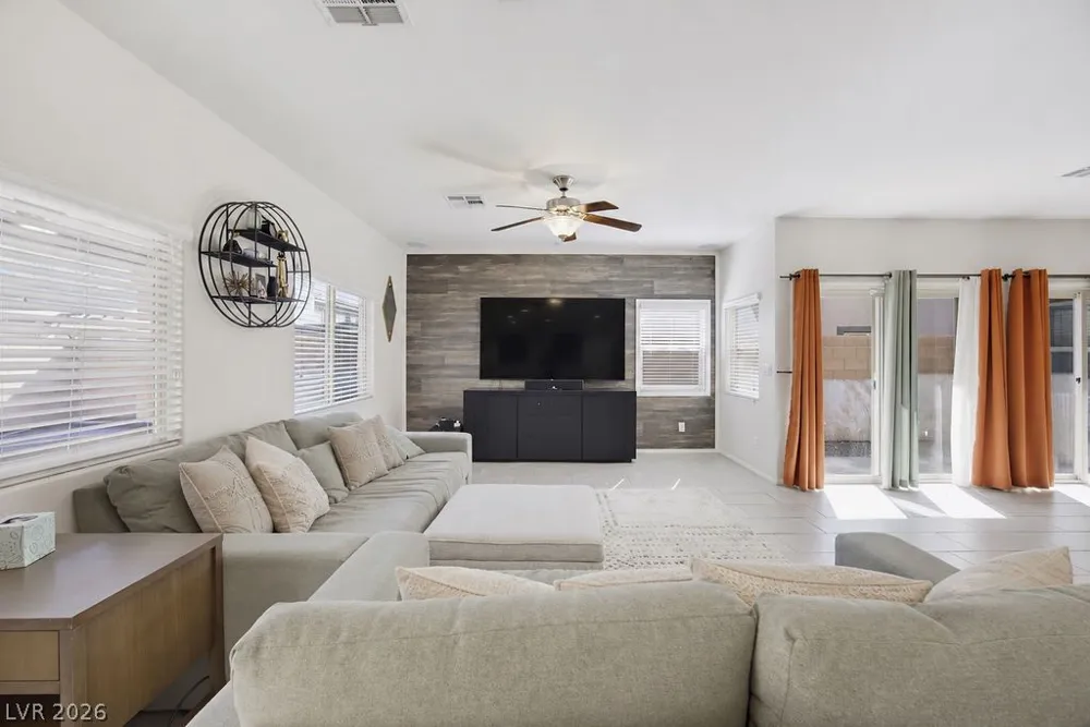9138 Irish Elk Avenue Las Vegas, NV 89149