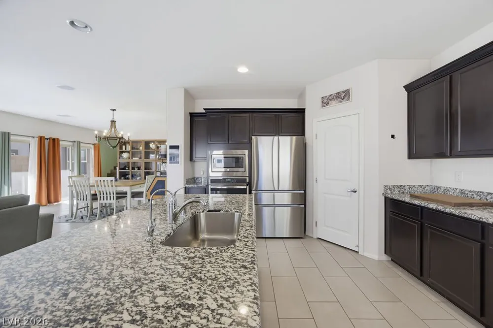 9138 Irish Elk Avenue Las Vegas, NV 89149