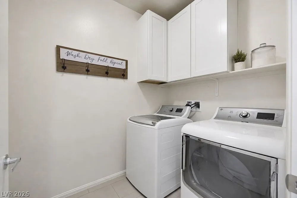 9138 Irish Elk Avenue Las Vegas, NV 89149