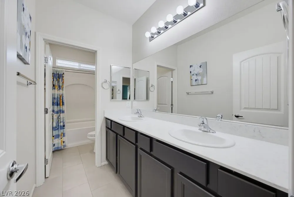 9138 Irish Elk Avenue Las Vegas, NV 89149