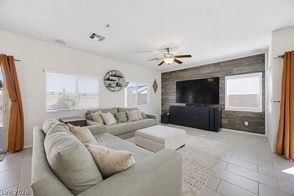 9138 Irish Elk Avenue Las Vegas, NV 89149