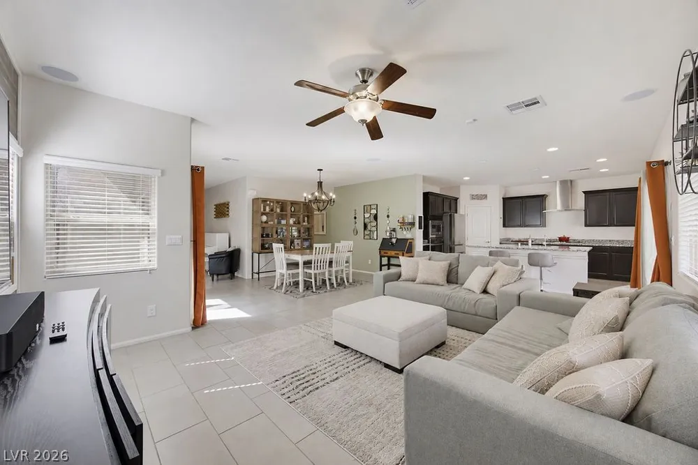 9138 Irish Elk Avenue Las Vegas, NV 89149