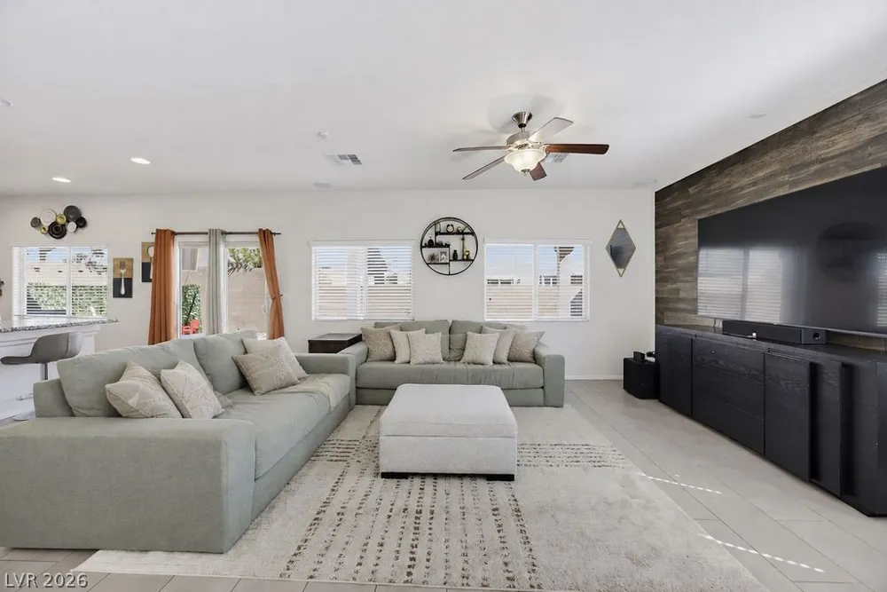 9138 Irish Elk Avenue Las Vegas, NV 89149