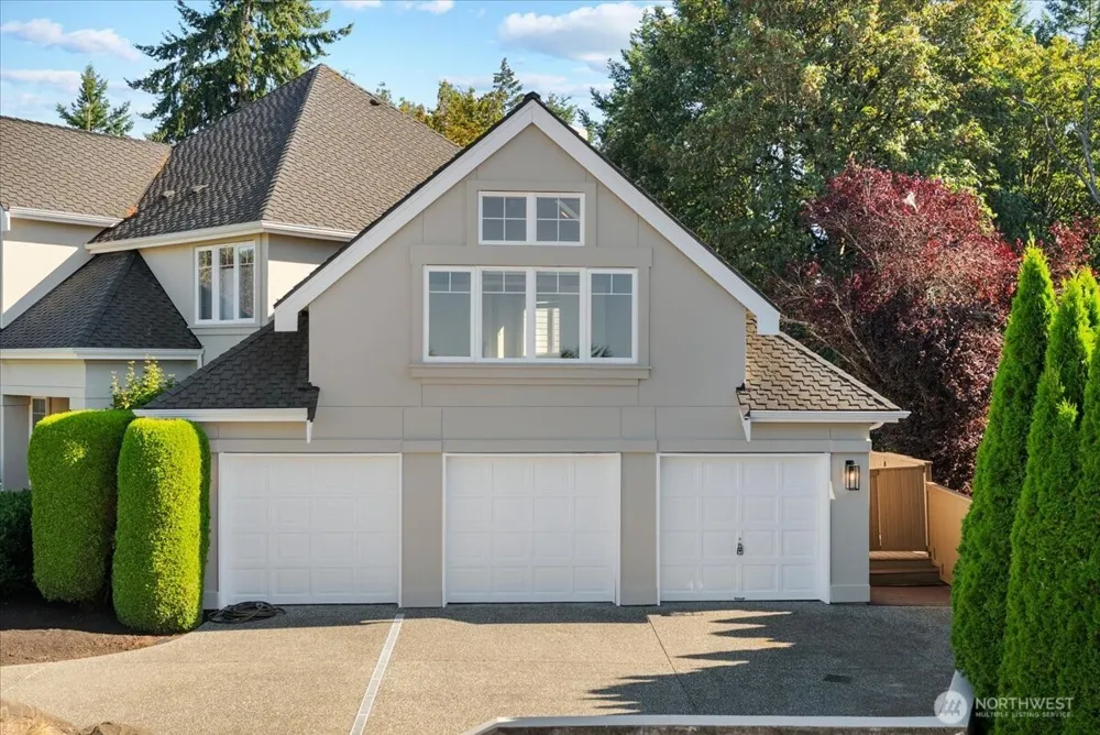 14329 SE 84th Court Newcastle, WA 98059