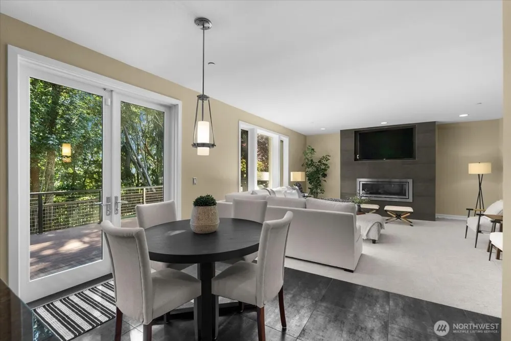 14329 SE 84th Court Newcastle, WA 98059