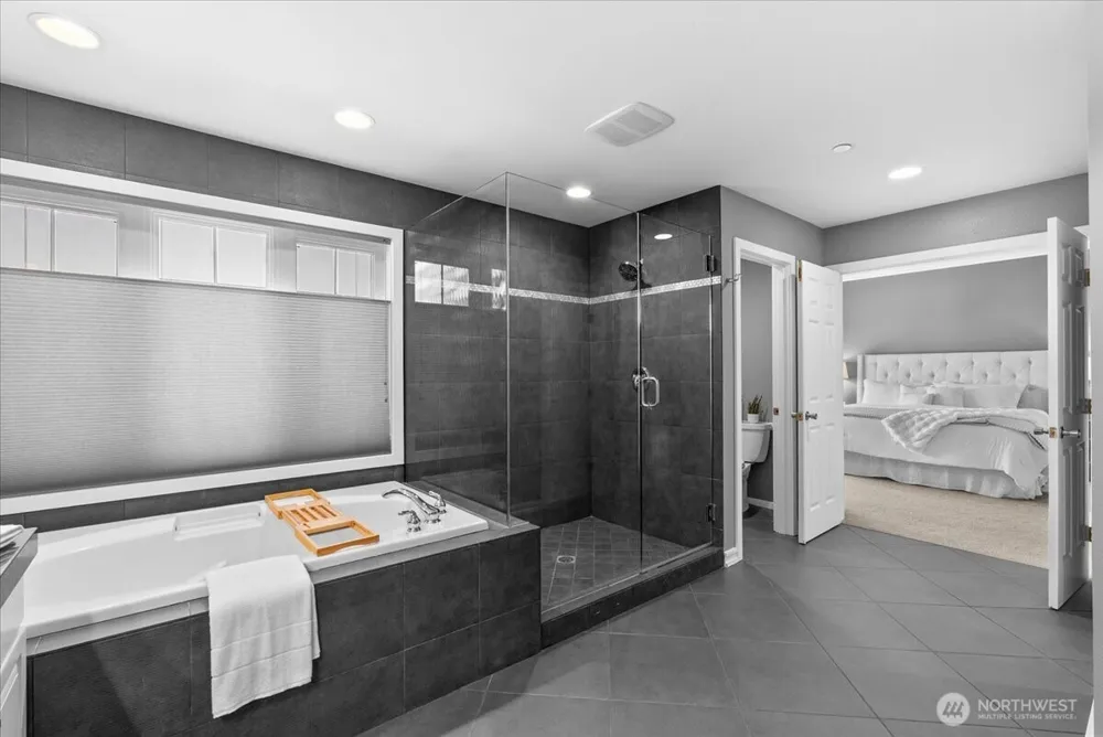14329 SE 84th Court Newcastle, WA 98059