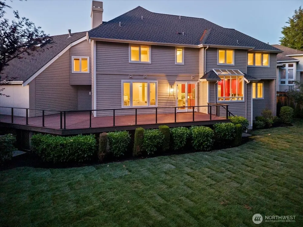 14329 SE 84th Court Newcastle, WA 98059