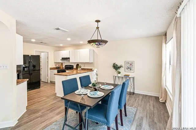 6883 CANARY MEADOW DR Converse, TX 78109