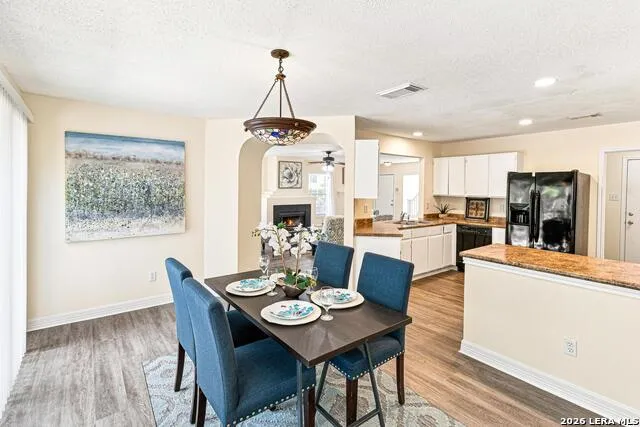 6883 CANARY MEADOW DR Converse, TX 78109