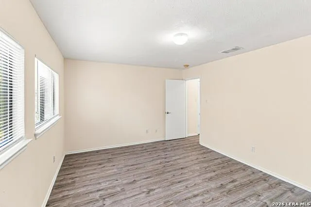 6883 CANARY MEADOW DR Converse, TX 78109