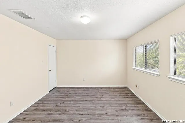 6883 CANARY MEADOW DR Converse, TX 78109