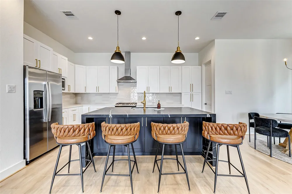 3813 Harvard Street Houston, TX 77018