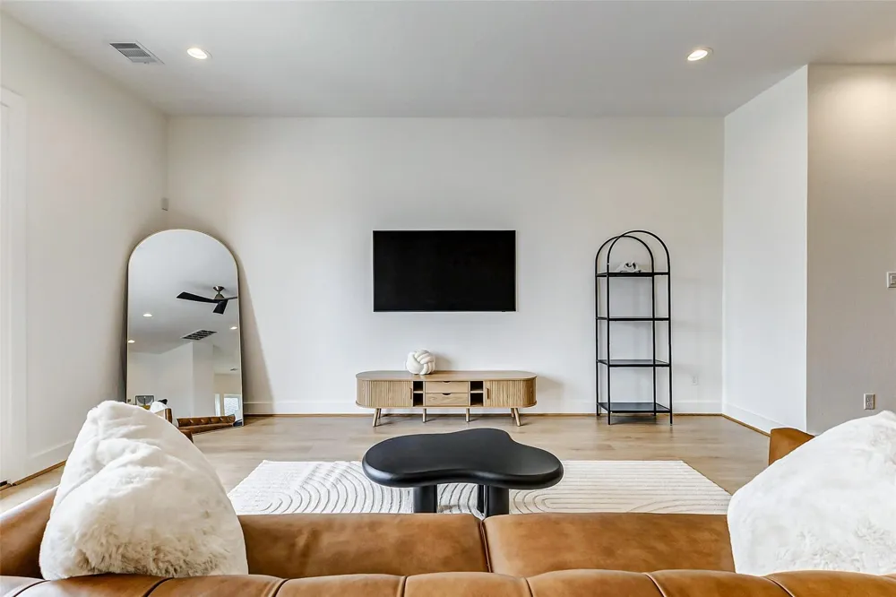 3813 Harvard Street Houston, TX 77018