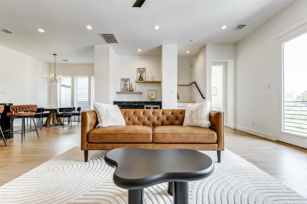 3813 Harvard Street Houston, TX 77018