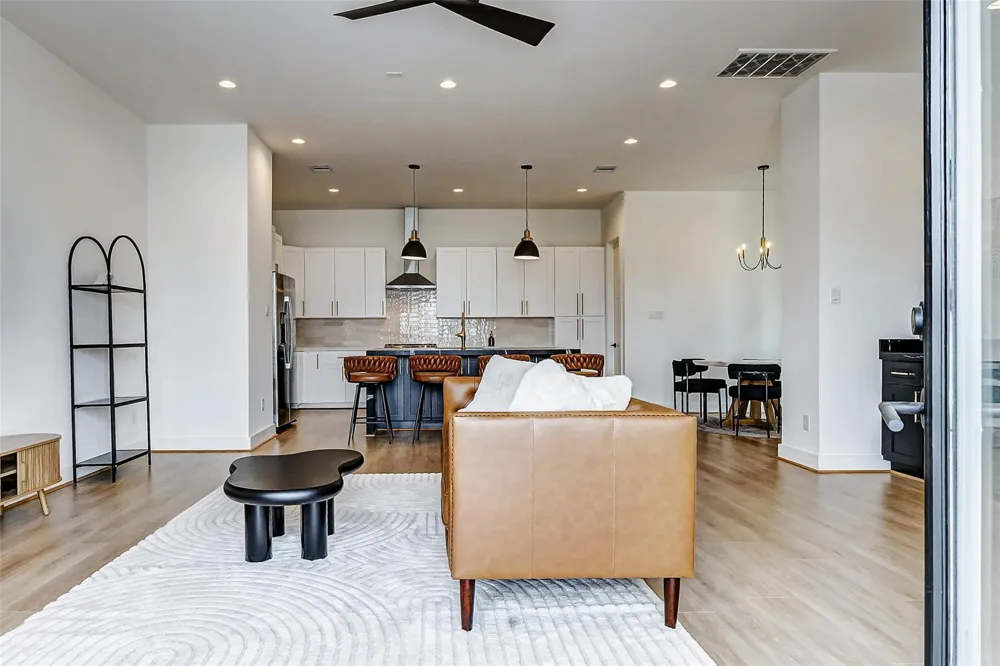 3813 Harvard Street Houston, TX 77018