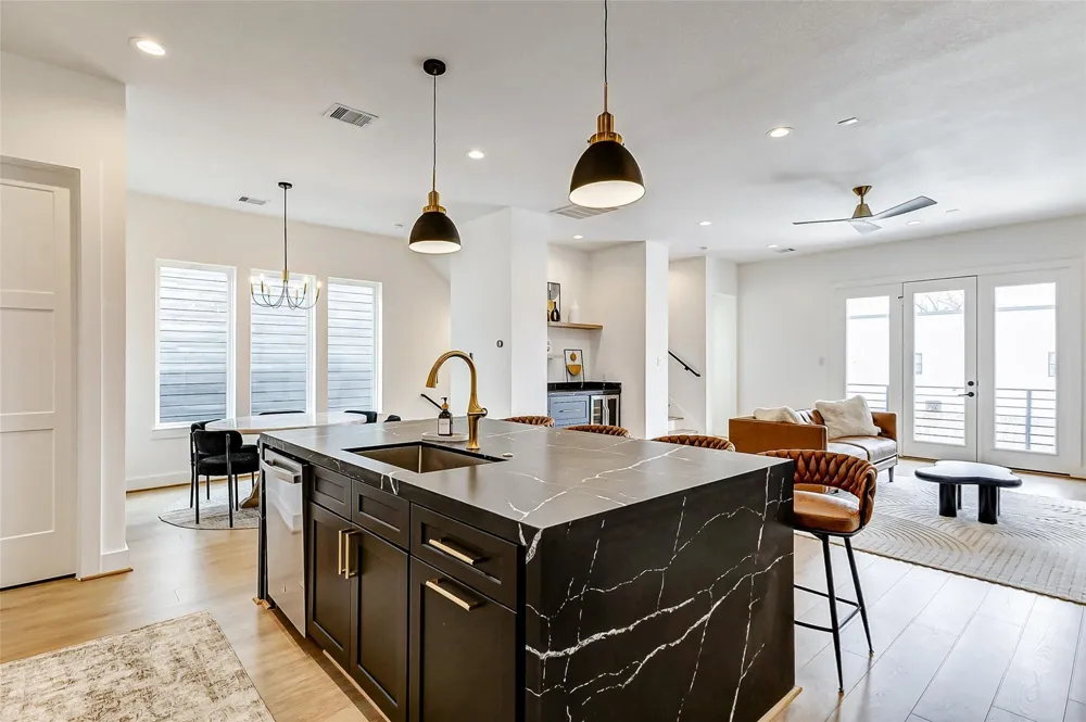3813 Harvard Street Houston, TX 77018