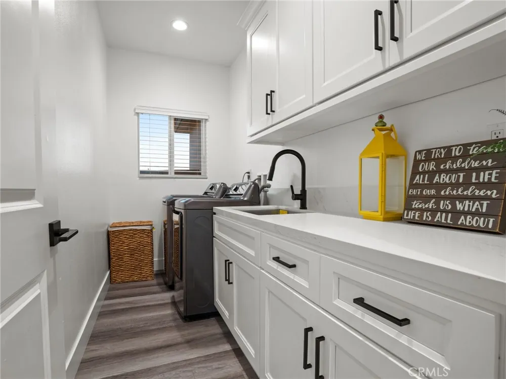 11383 Maple Hesperia, CA 92345