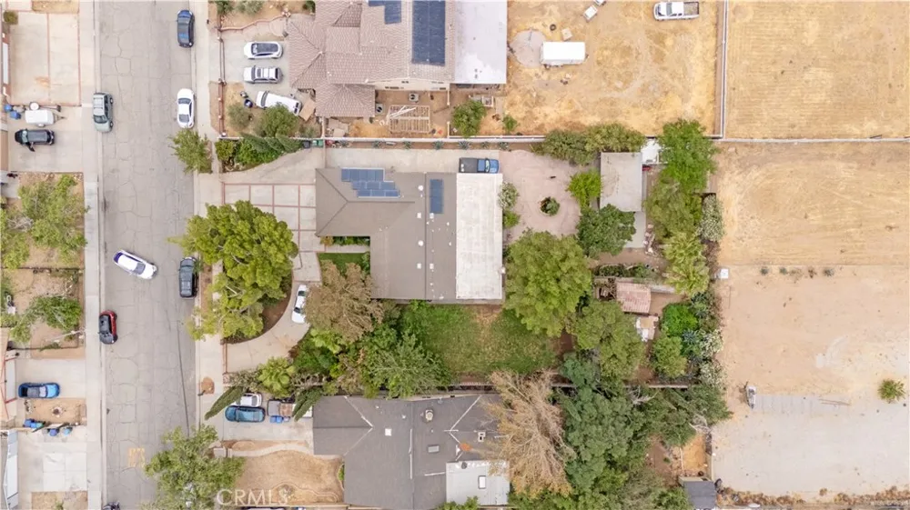 37617 27th E Palmdale, CA 93550