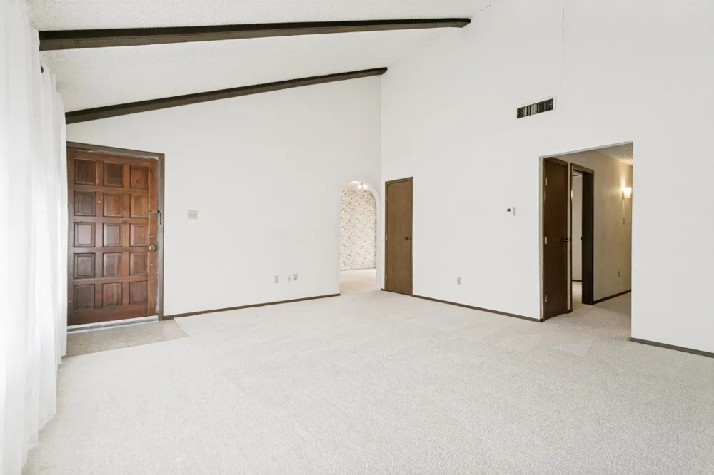 2019 Clubridge Drive Carrollton, TX 75006