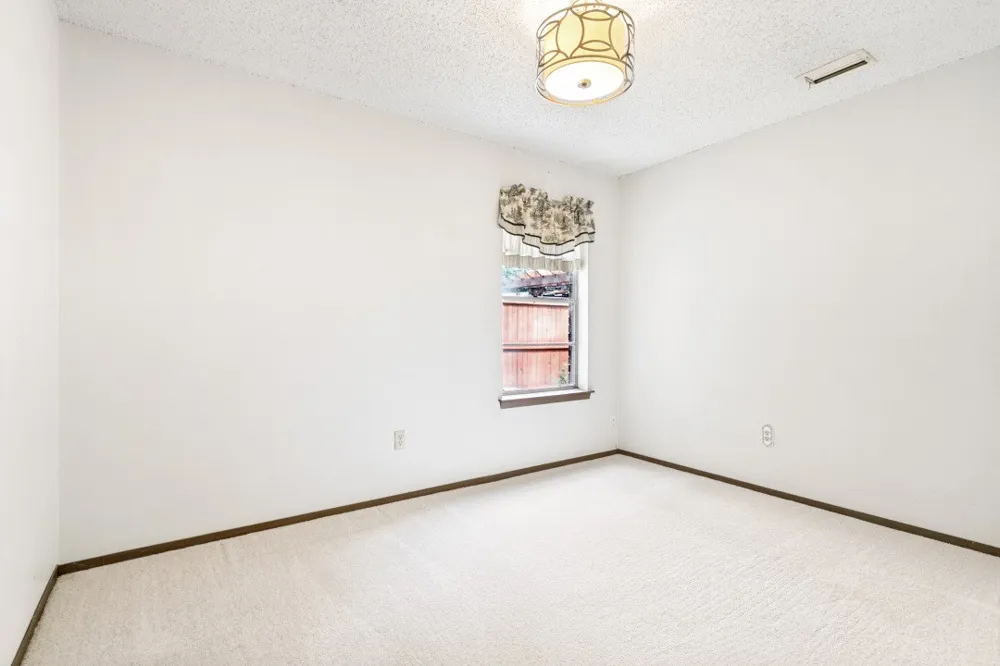2019 Clubridge Drive Carrollton, TX 75006