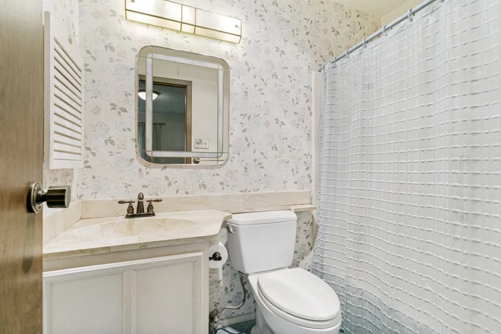 2019 Clubridge Drive Carrollton, TX 75006