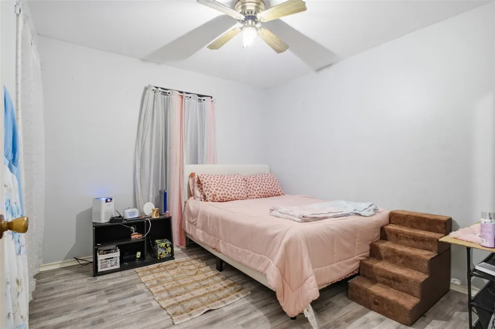 4314 Avenue T Santa Fe, TX 77510