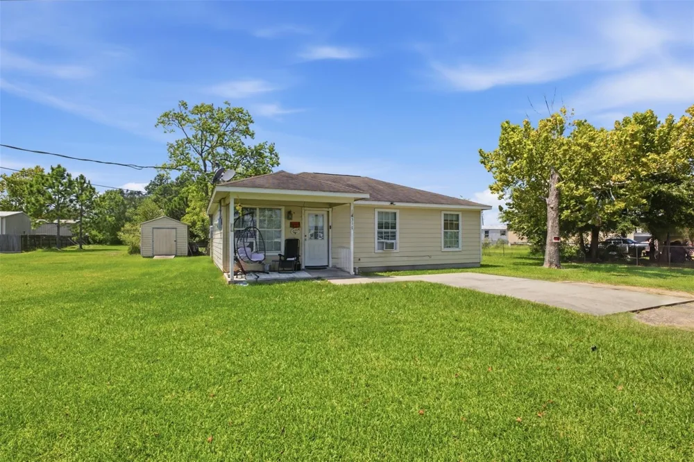 4314 Avenue T Santa Fe, TX 77510