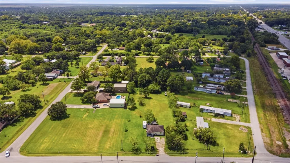 4314 Avenue T Santa Fe, TX 77510