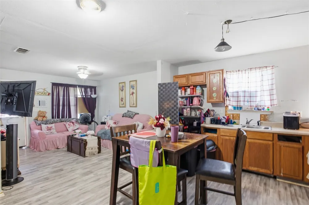 4314 Avenue T Santa Fe, TX 77510