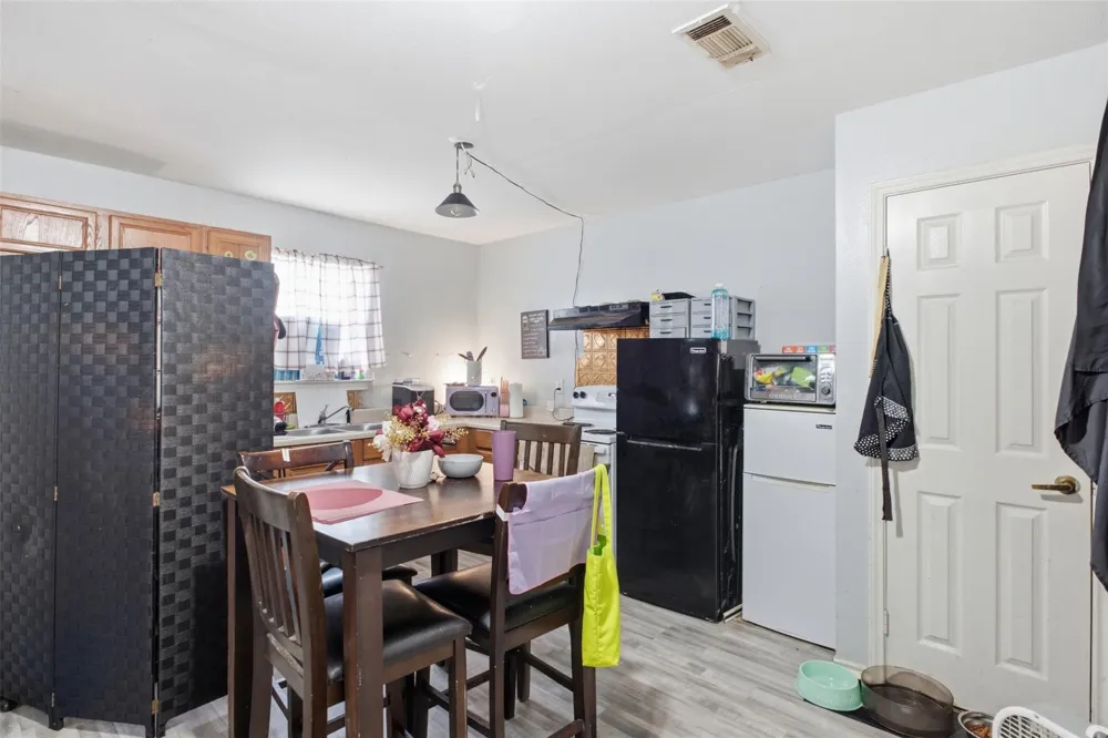 4314 Avenue T Santa Fe, TX 77510
