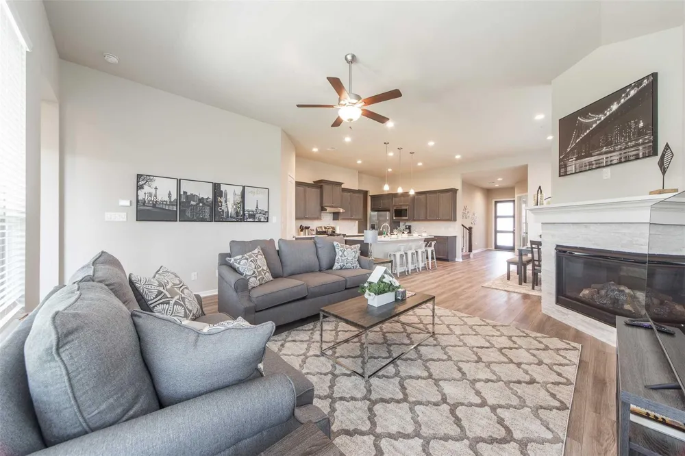 2151 Long Spring Drive Missouri City, TX 77459