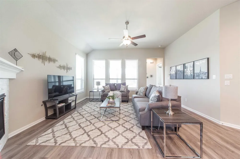 2151 Long Spring Drive Missouri City, TX 77459