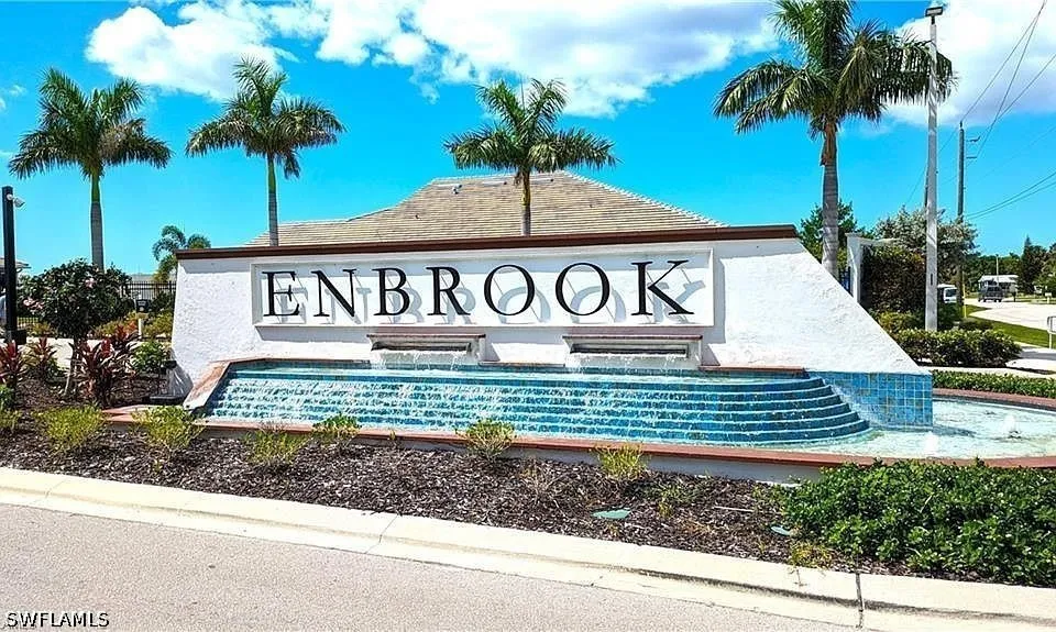 ENBROOK LOOP Naples, FL 34114