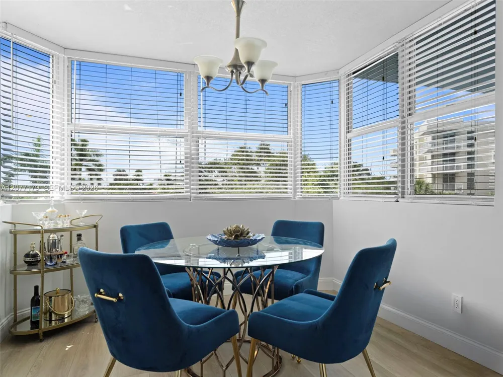 16546 NE 26th Ave #4G North Miami Beach, FL 33160