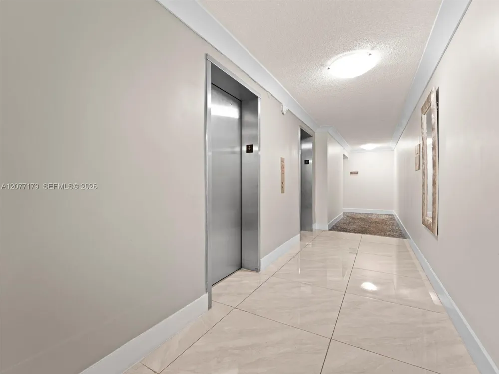 16546 NE 26th Ave #4G North Miami Beach, FL 33160