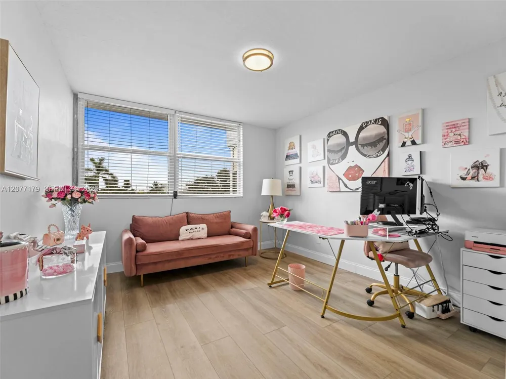 16546 NE 26th Ave #4G North Miami Beach, FL 33160