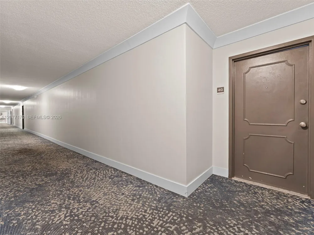 16546 NE 26th Ave #4G North Miami Beach, FL 33160
